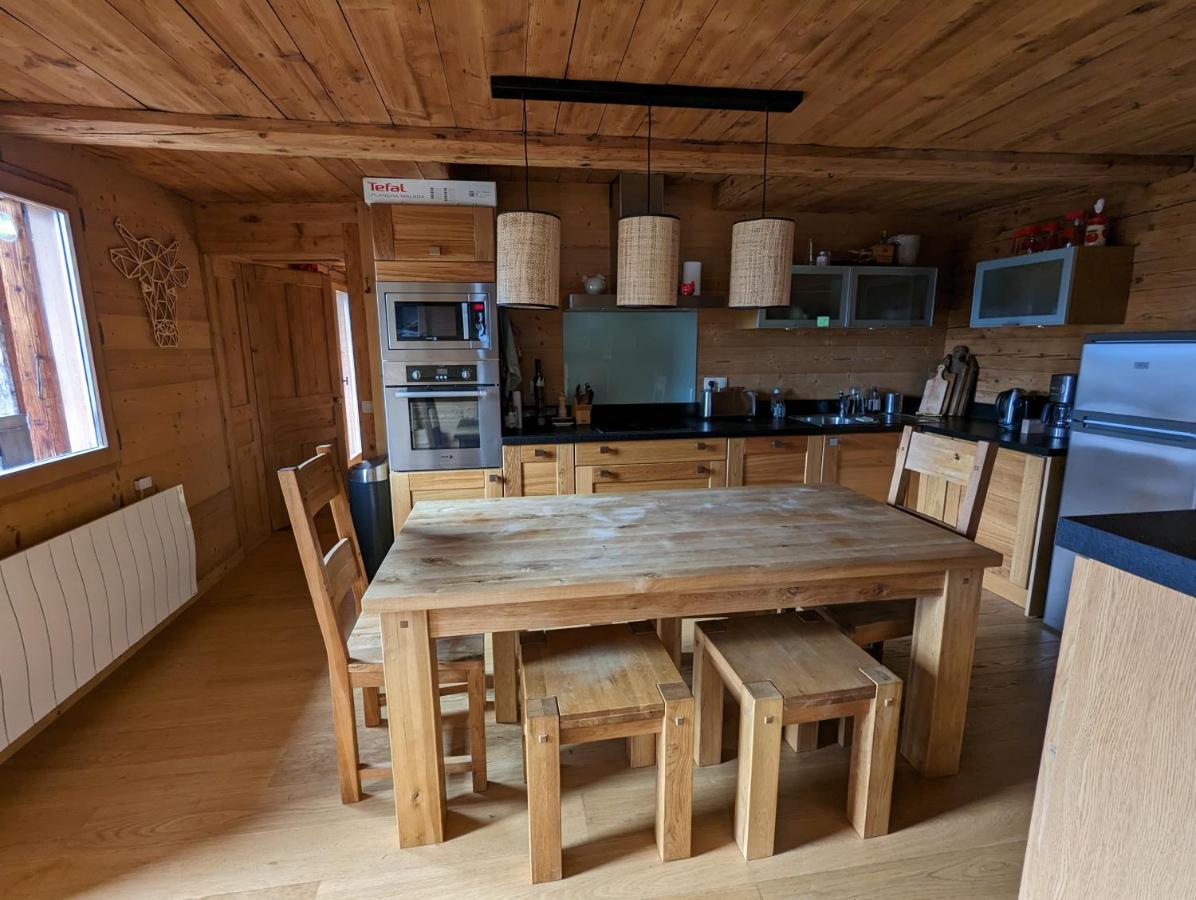 Bas De Chalet Au Coeur Des Aravis, Entre Lac Et Montagne Saint-Jean-de-Sixt Eksteriør billede