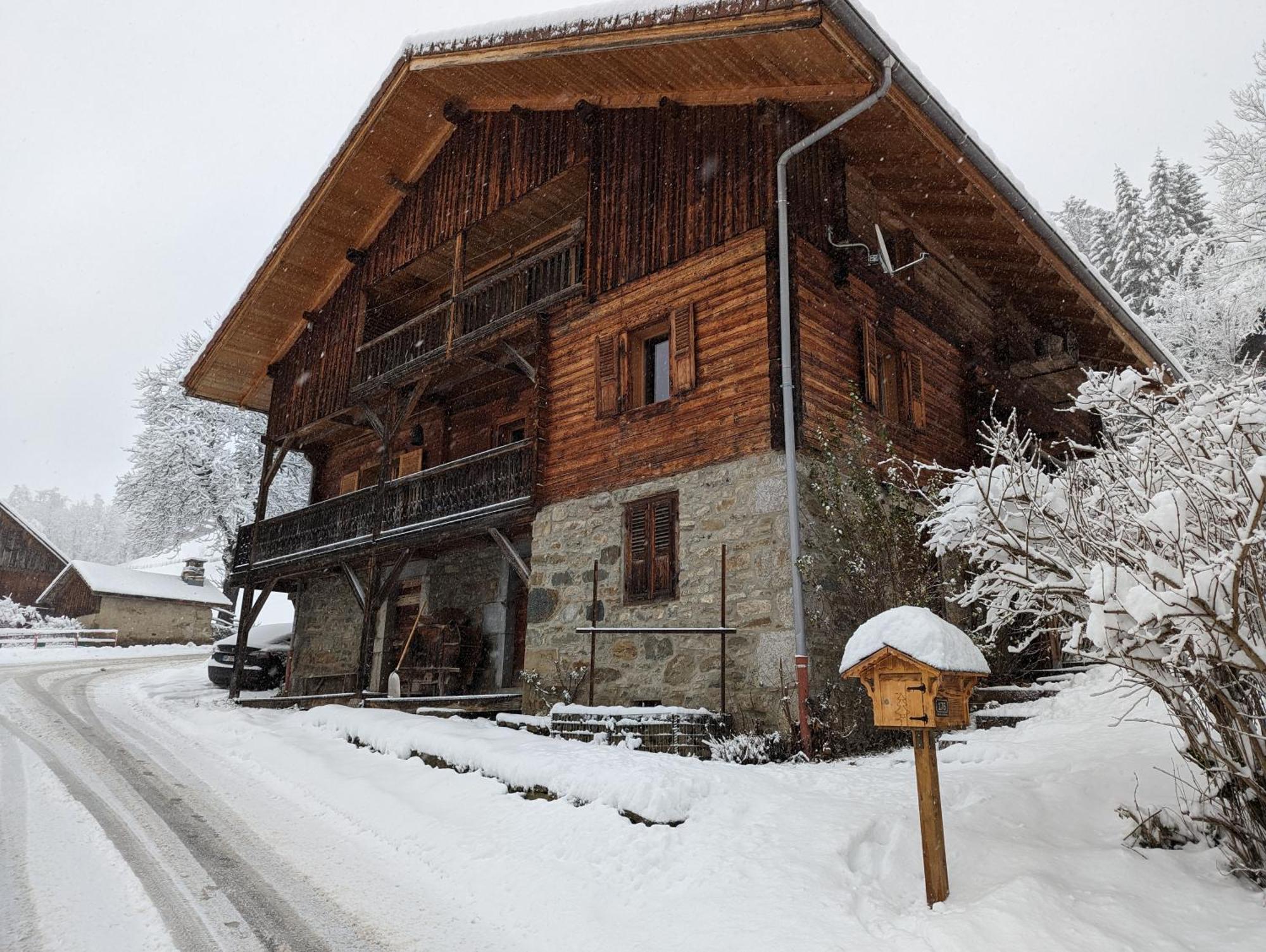 Bas De Chalet Au Coeur Des Aravis, Entre Lac Et Montagne Saint-Jean-de-Sixt Eksteriør billede